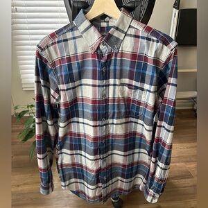 Men’s Eddie Bauer small flannel slim fit blue red grey